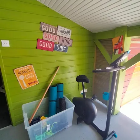 Дом отдыха Gite 2 Pers Avec Jardin Entre Bordeaux & Lacanau Ocean (Adults Only) Brach