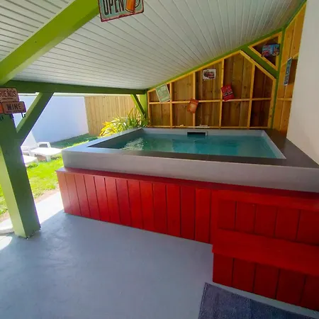 Avec Piscine Et Espace Bien-etre Partages Entre Bordeaux Et Lacanau Ocean (adults Only)